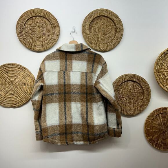 Avec Les Filles Neutral Brown White Plaid Flannel Shacket Shirt Jacket Medium - Picture 2 of 5